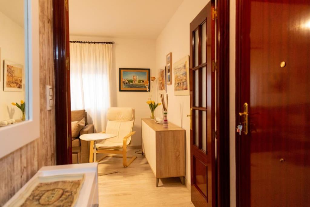El Patio De La Vina By Gades Gestion Apartment Cadiz Bagian luar foto