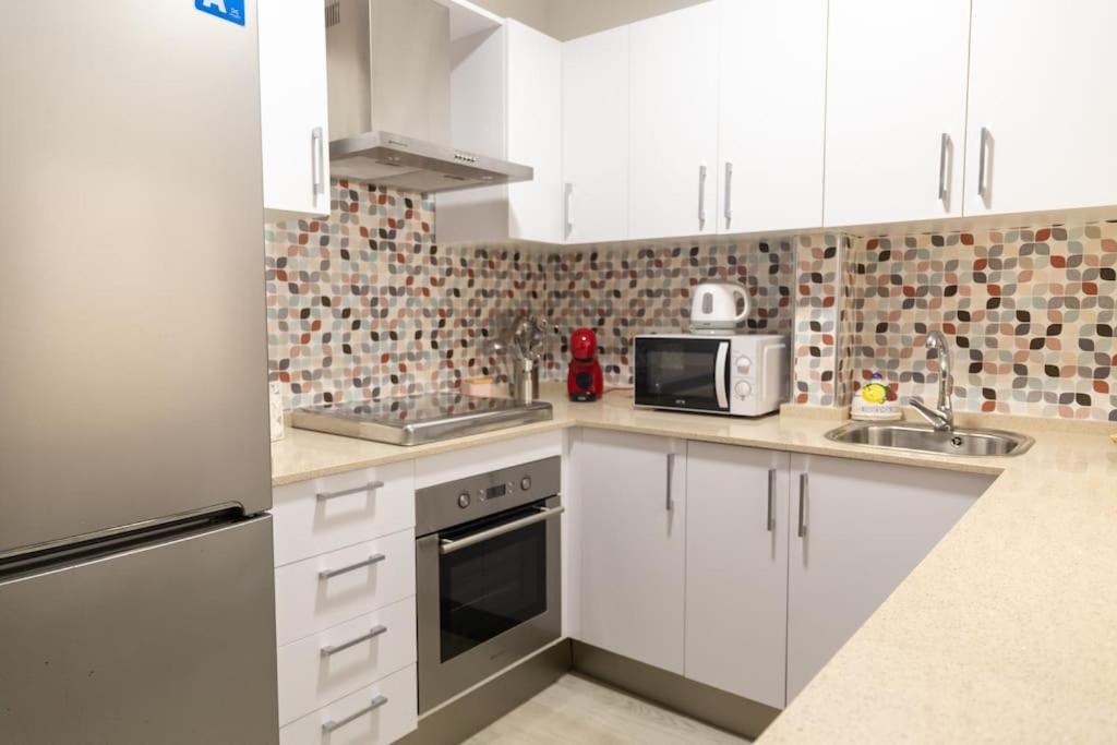 El Patio De La Vina By Gades Gestion Apartment Cadiz Bagian luar foto