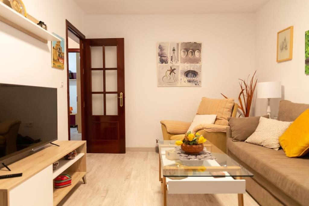 El Patio De La Vina By Gades Gestion Apartment Cadiz Bagian luar foto