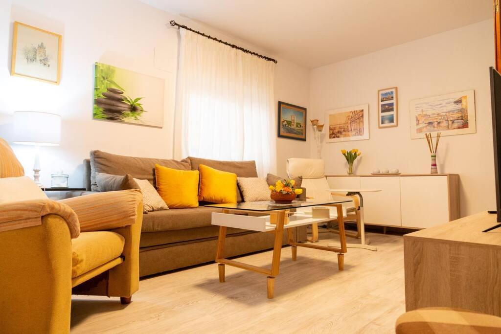 El Patio De La Vina By Gades Gestion Apartment Cadiz Bagian luar foto